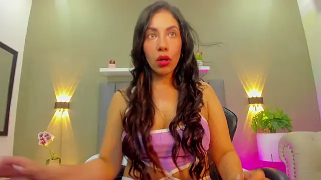 ambar velvet  online show from July 29, 2026, 7:34 pm
