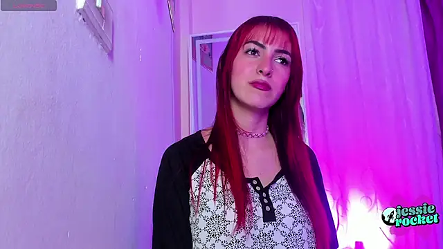 jessierocketx online show from November 12, 2025, 10:20 pm