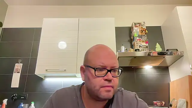 theitalianbear online show from October 24, 2025, 12:41 am