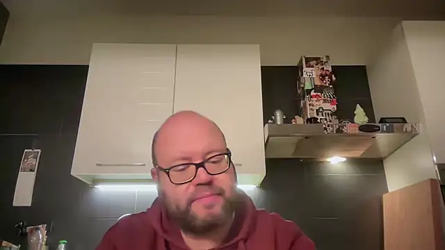 theitalianbear online show from December 15, 2025, 11:20 pm