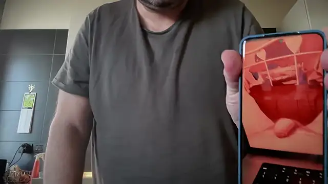 theitalianbear online show from May 3, 2026, 5:46 am