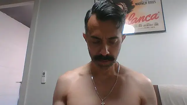 Snapshot of Lucasferx chatting on July 26, 2026, 1:07 pm Lucasferx online show from July 26, 2026, 1:07 pm