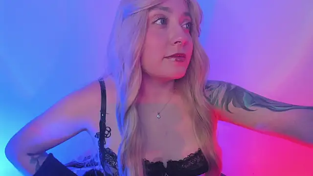 honeybelle  online show from August 8, 2026, 3:30 am