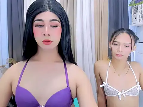 strawberry lust online show from July 29, 2026, 6:28 pm