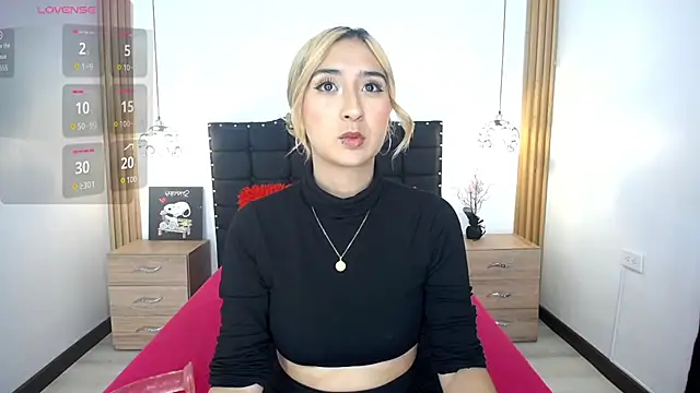 ISABELLA HAYES  online show from July 29, 2026, 1:31 pm
