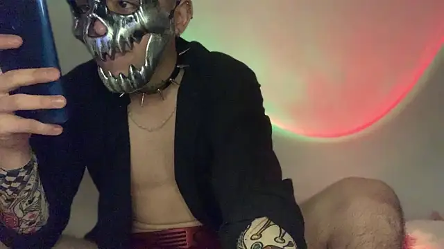 Knox Black online show from August 5, 2026, 11:06 pm
