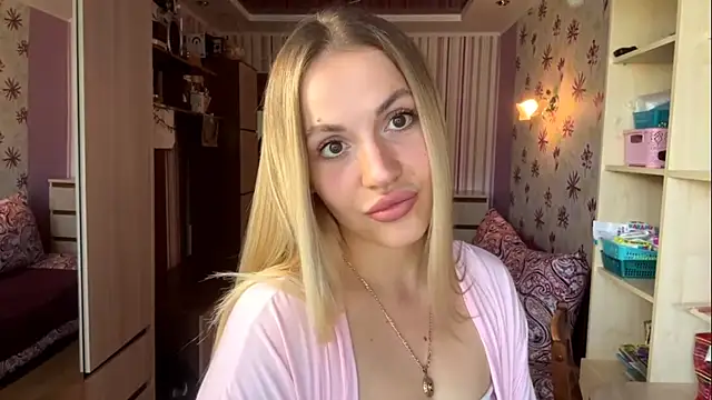 CelineBetzel online show from August 3, 2026, 6:45 am