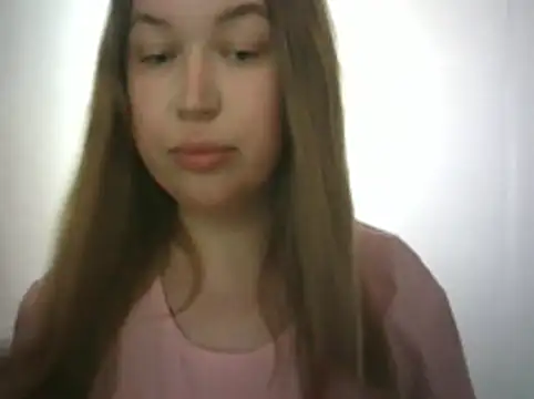 Snapshot of Velorda chatting on August 2, 2026, 10:57 am Velorda online show from August 2, 2026, 10:57 am