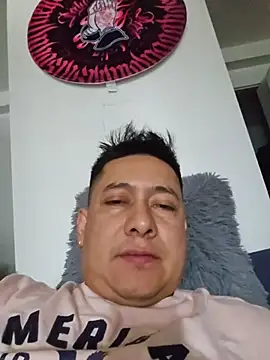 Snapshot of josafo chatting on August 1, 2026, 3:44 pm josafo online show from August 1, 2026, 3:44 pm