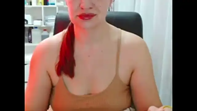 Fire girl35 online show from August 7, 2026, 9:28 pm