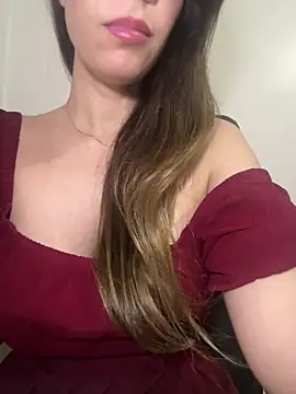 MagnoliaVale online show from August 3, 2026, 8:01 pm