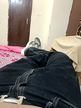 Manish48609 online show from April 9, 2026, 2:22 pm