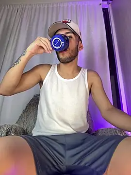 Angel Boos online show from August 6, 2026, 7:10 am