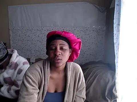VelvetCherryXX online show from August 6, 2026, 9:22 am