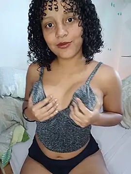 NatashaBorghese online show from August 7, 2026, 6:32 pm