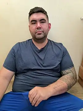 bichubbyguy online show from August 9, 2026, 7:19 pm