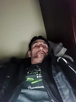 Snapshot of kudrika222 chatting on November 15, 2025, 1:14 am kudrika222 online show from November 15, 2025, 1:14 am