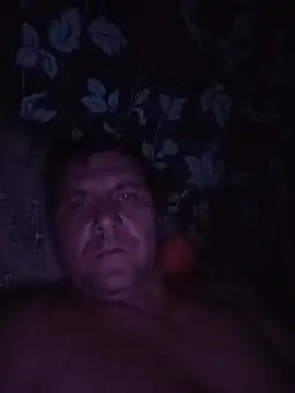 deeniss39 online show from August 9, 2026, 12:23 am