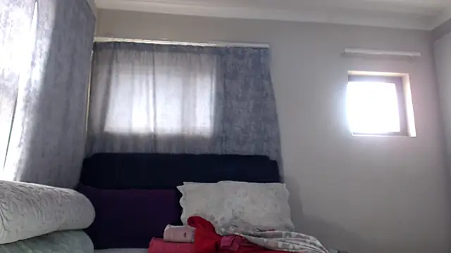 leanna23 online show from January 7, 2025, 5:12 am