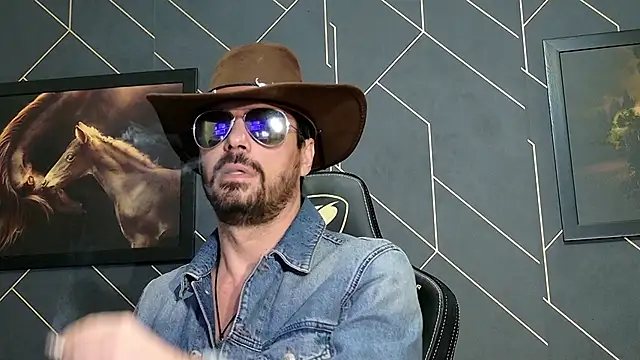 ChrisKox online show from January 30, 2025, 1:22 am