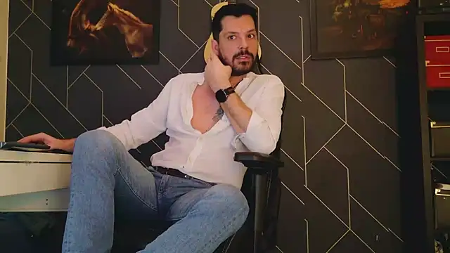 ChrisKox online show from February 7, 2025, 10:09 pm