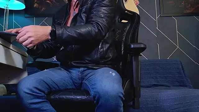 Snapshot of ChrisKox chatting on March 3, 2026, 4:51 am ChrisKox online show from March 3, 2026, 4:51 am