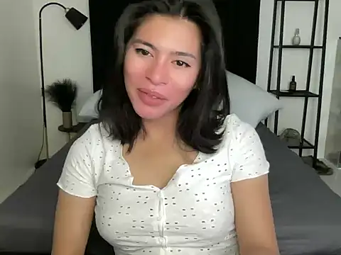 Snapshot of your_bianca69 chatting on December 15, 2024, 11:09 pm your bianca69 online show from December 15, 2024, 11:09 pm