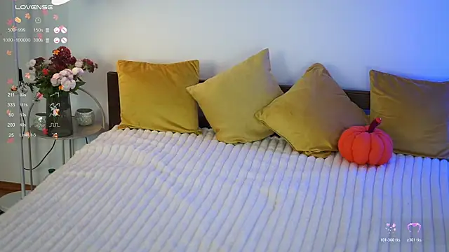 LitleSun online show from October 24, 2025, 10:11 am