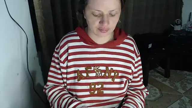 kattydirtylol online show from October 8, 2025, 6:00 am