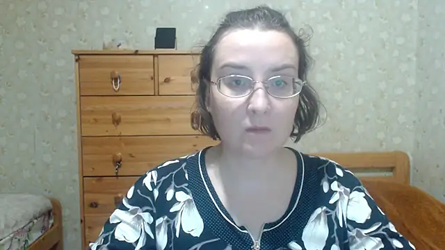 Smart Rose online show from October 6, 2025, 2:47 pm