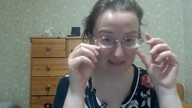 Snapshot of Smart_Rose chatting on May 27, 2026, 5:54 pm Smart Rose online show from May 27, 2026, 5:54 pm