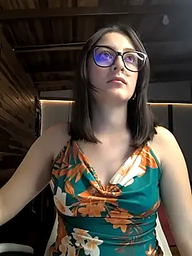 IsabelaGomez online show from April 6, 2026, 12:08 am