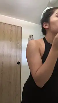 aimi art1 online show from October 26, 2025, 6:25 pm