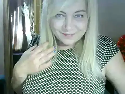 Snapshot of AgoniA7 chatting on March 1, 2025, 7:08 am AgoniA7 online show from March 1, 2025, 7:08 am
