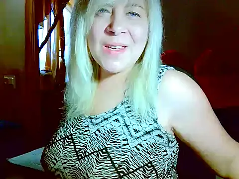 AgoniA7 online show from May 16, 2026, 7:05 am