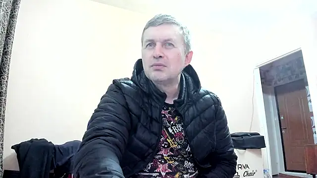 SanFrantsisko online show from October 17, 2025, 10:23 pm