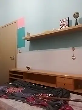 Snapshot of Elodie76 chatting on November 10, 2025, 7:24 pm Elodie76 online show from November 10, 2025, 7:24 pm