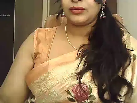 Spandana Sweety online show from November 18, 2025, 6:18 am