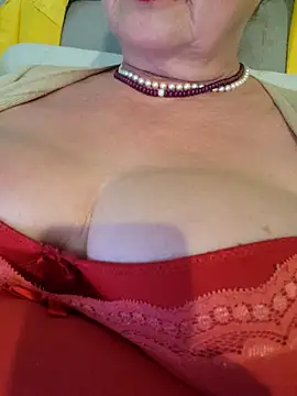 MucMilf59 online show from November 27, 2025, 2:08 pm