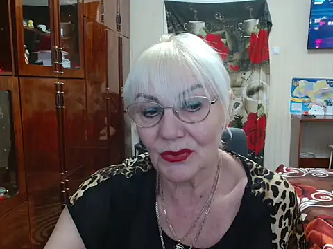 Snapshot of JenaCheim chatting on February 7, 2025, 6:35 am JenaCheim online show from February 7, 2025, 6:35 am