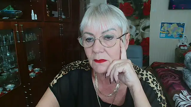 Snapshot of JenaCheim chatting on October 15, 2025, 7:30 am JenaCheim online show from October 15, 2025, 7:30 am