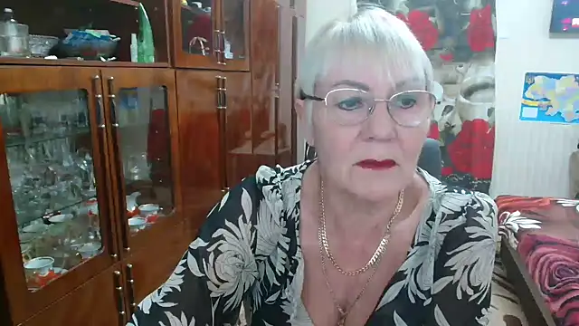 Snapshot of JenaCheim chatting on November 10, 2025, 6:56 am JenaCheim online show from November 10, 2025, 6:56 am