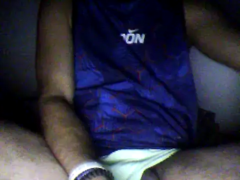 Snapshot of Spnfks chatting on December 5, 2024, 8:33 pm Spnfks online show from December 5, 2024, 8:33 pm