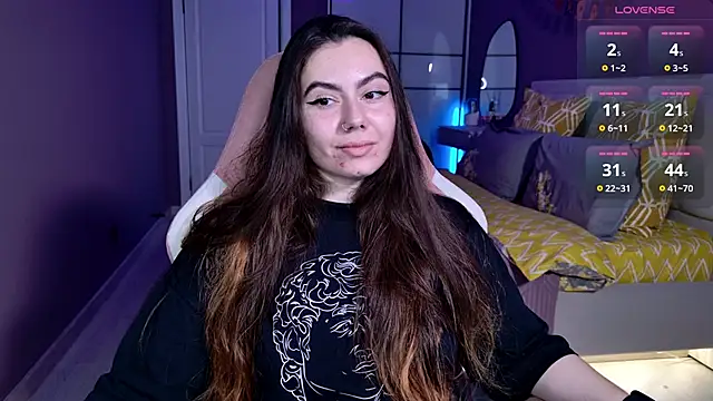 Foxohlove online show from September 27, 2025, 4:34 pm