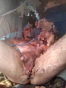 Snapshot of destroymyass420 chatting on November 14, 2025, 8:29 pm destroymyass420 online show from November 14, 2025, 8:29 pm