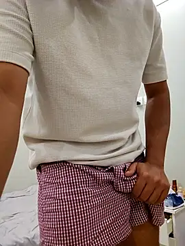 Snapshot of shakir12340 chatting on January 17, 2026, 6:33 pm shakir12340 online show from January 17, 2026, 6:33 pm