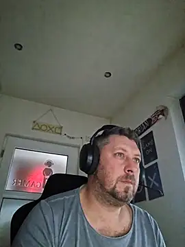 ktmtom247 online show from February 7, 2026, 7:34 am