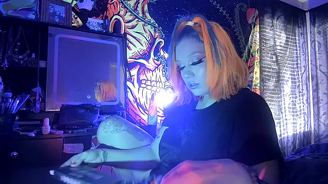 TEXASMARYYYJANE online show from November 3, 2025, 7:48 pm