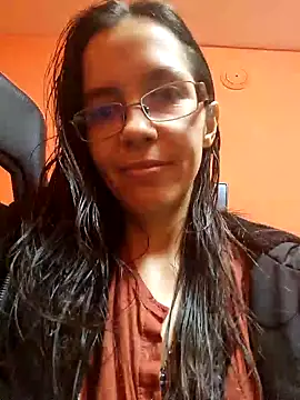 Snapshot of rposhta1991 chatting on January 14, 2025, 1:28 pm rposhta1991 online show from January 14, 2025, 1:28 pm