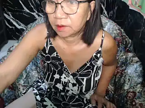 ASIANDOLLY4U online show from May 24, 2026, 10:37 pm